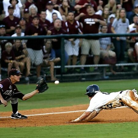 Pesäpallon pisteytyksen selitys: Juoksut, lyönnit, virheet ja juoksut lyöjinä